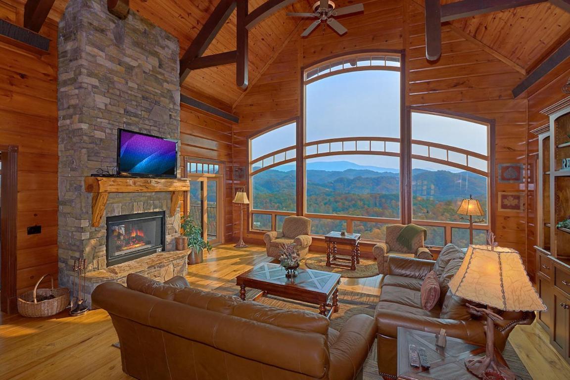 Journey'S End, 5 Bedrooms, Sleeps 12, Private Outdoor Pool, Theater, Sauna Sevierville Exteriör bild