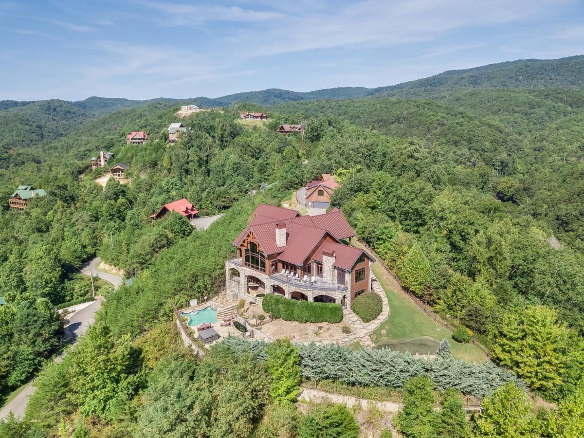 Journey'S End, 5 Bedrooms, Sleeps 12, Private Outdoor Pool, Theater, Sauna Sevierville Exteriör bild